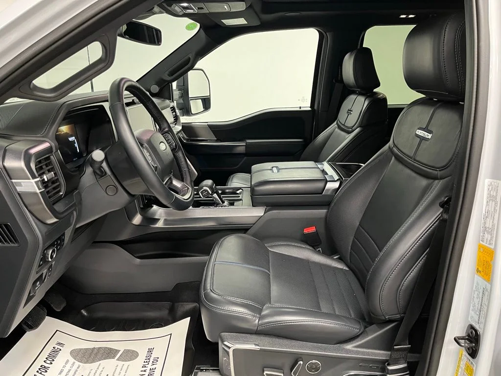 Used 2025 Gray Ford Platinum image 21