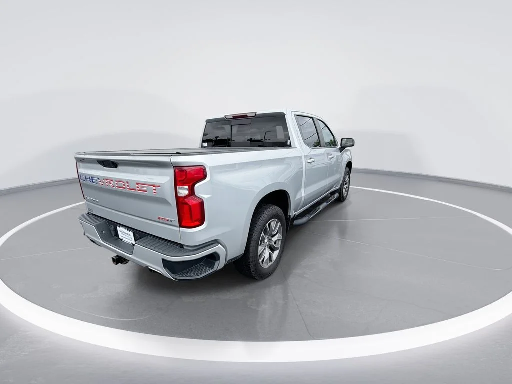 Used 2020 Silver Chevrolet RST image 8