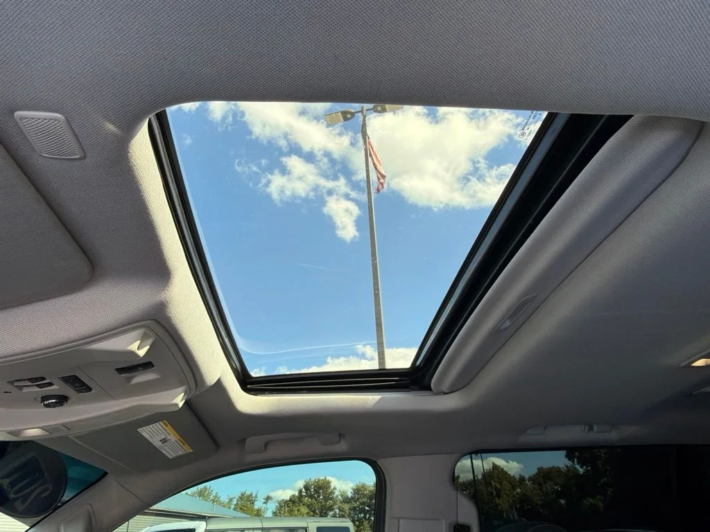 Used 2019 Gray Cadillac Luxury image 25