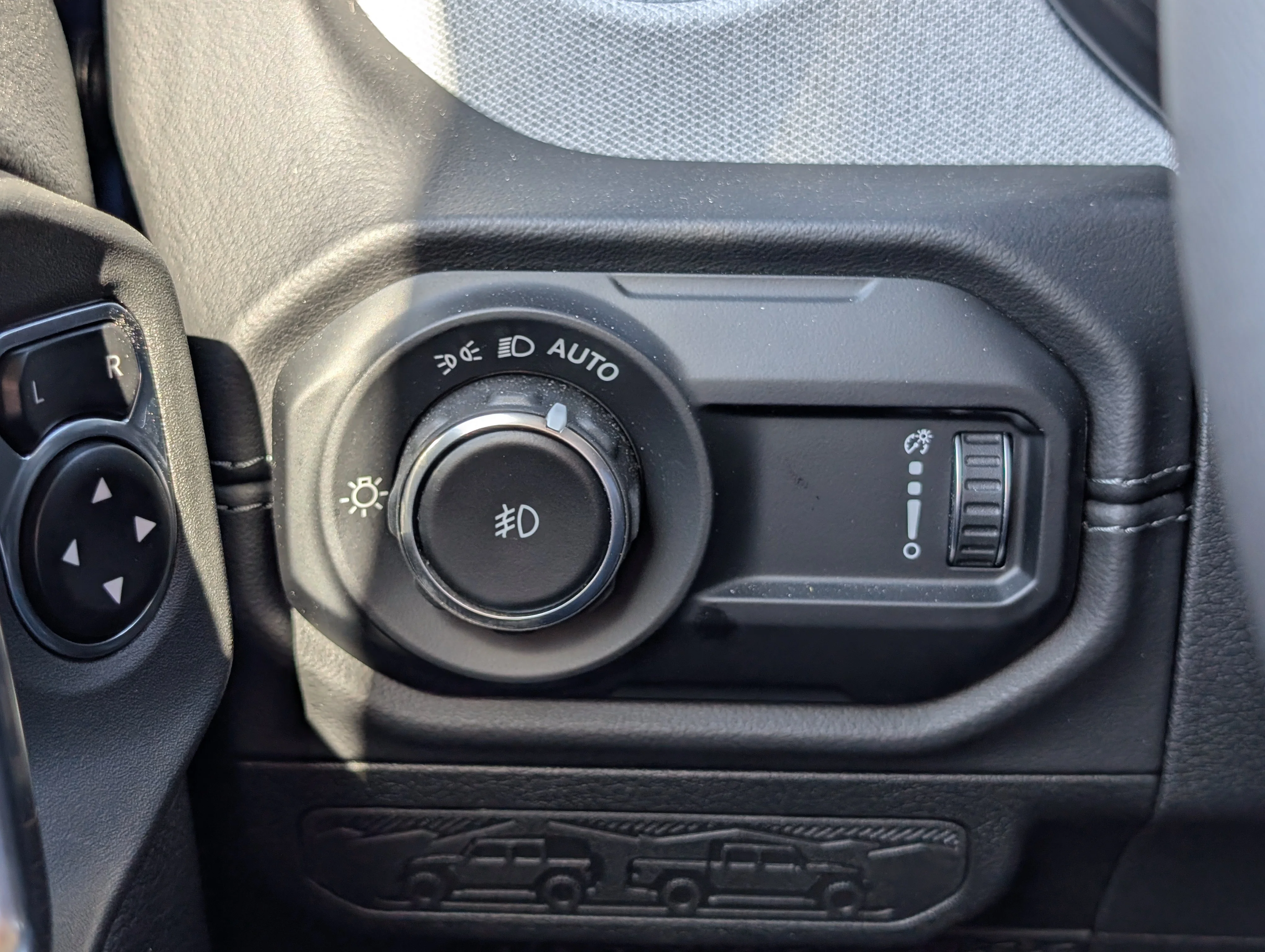 New 2025 Hydro Blue Pearl Jeep Sahara image 27