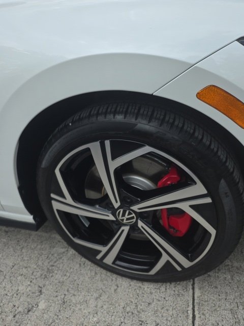Used 2026 White Volkswagen SE image 10