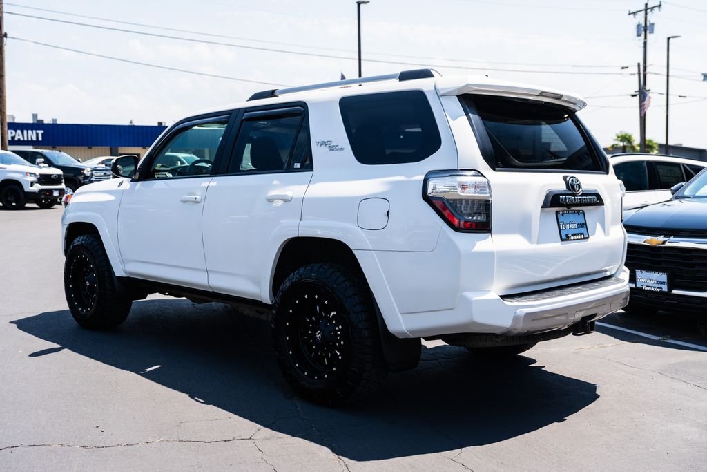 Used 2018 Super White Toyota TRD Off-Road image 3