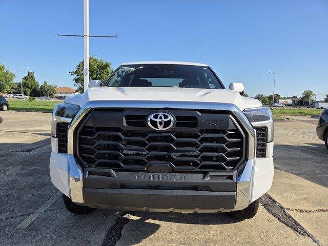 Used 2026 Ice Cap Toyota SR5 image 6