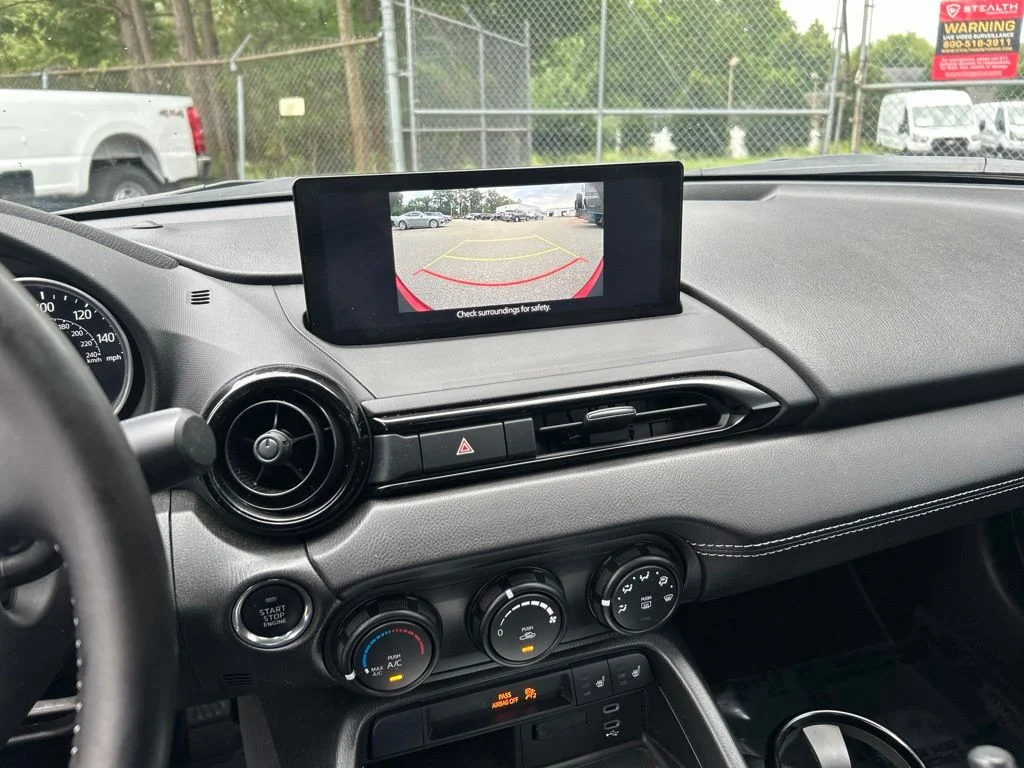 Used 2025 Red Mazda Club image 19