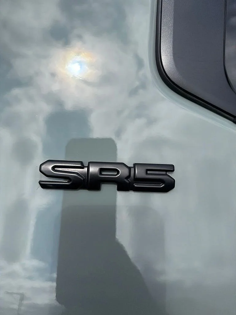 Used 2024  Toyota SR5 image 4