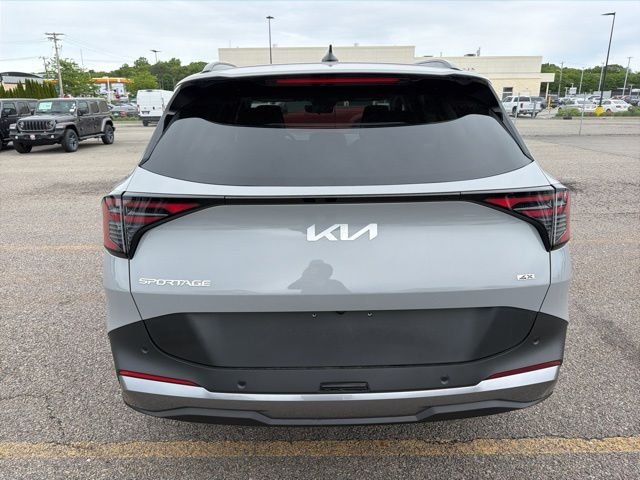 New 2026 Wolf Gray Kia EX image 4