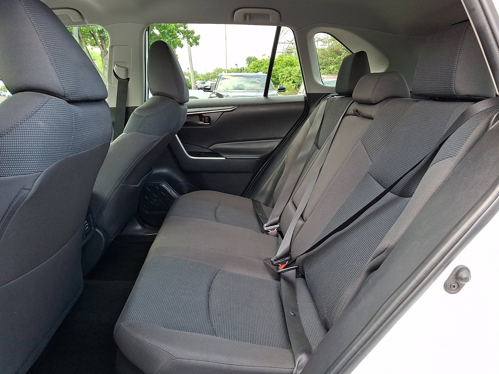Used 2025 Ice Cap Toyota Hybrid LE image 9