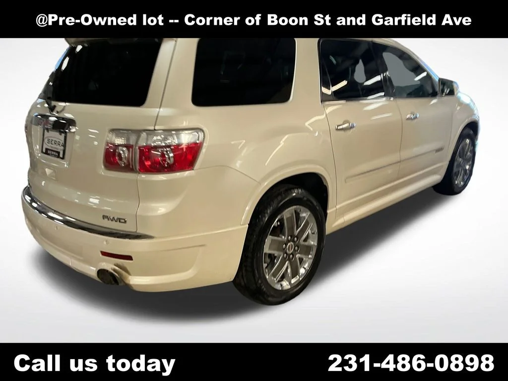 Used 2011  GMC Denali image 5