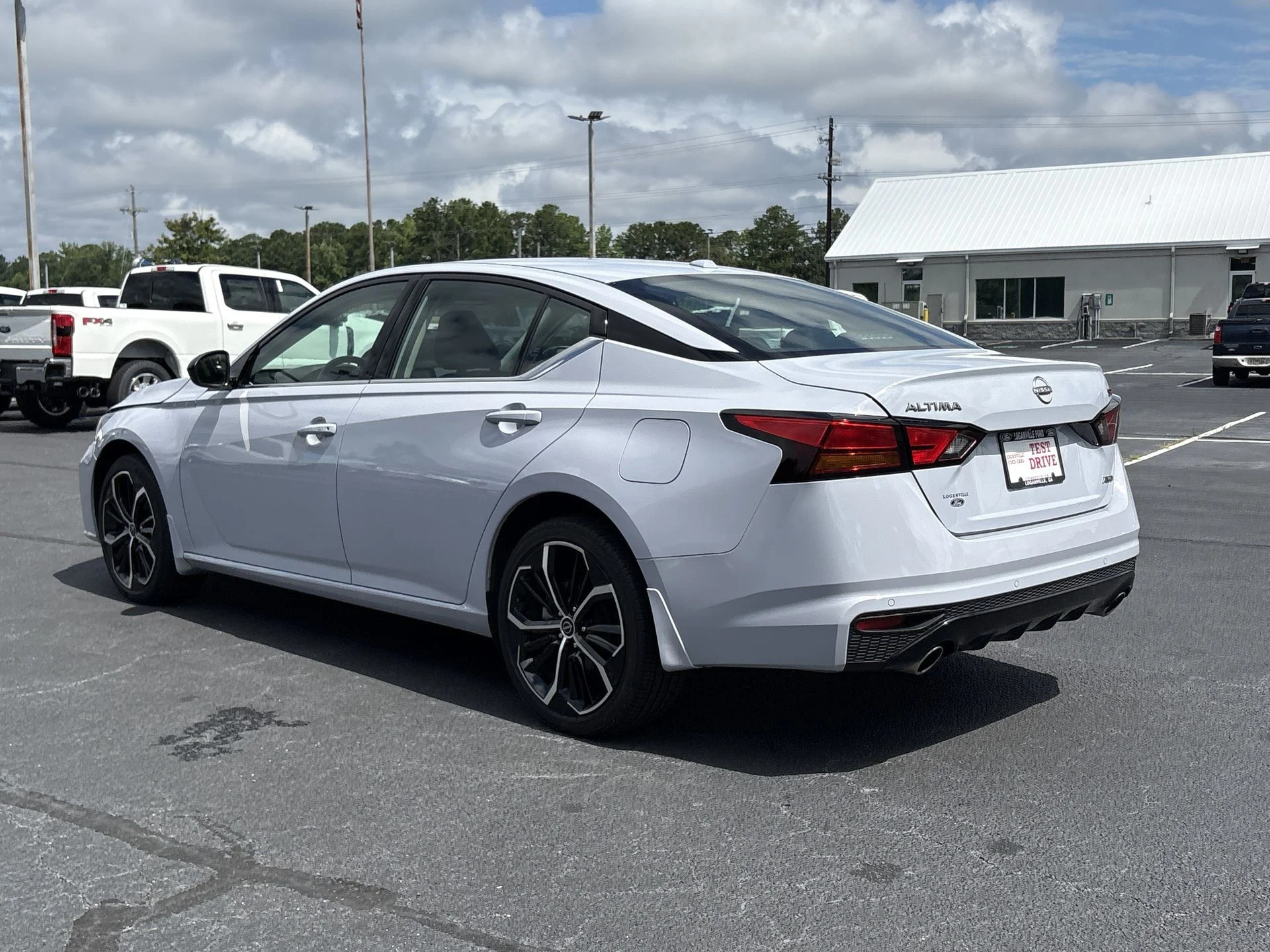 Certified Used 2025 Gray Nissan 2.5 SR image 20