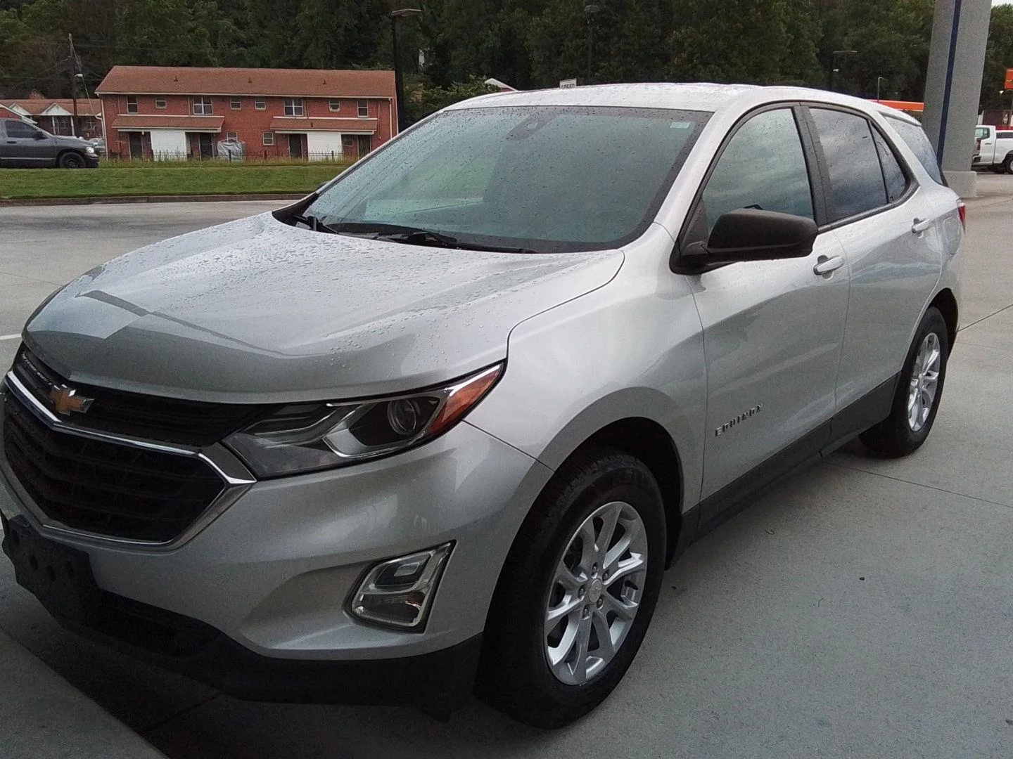 2021 Chevrolet Equinox AWD LS's photo
