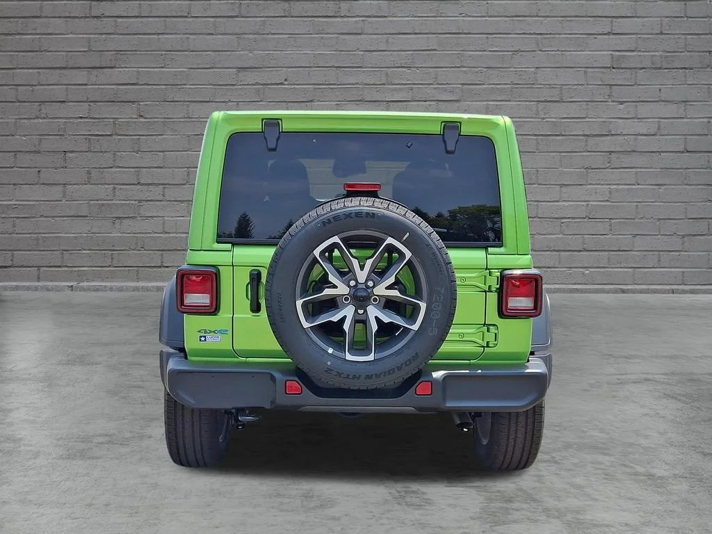 New 2025 Mojito Clearcoat Jeep Sport S image 7