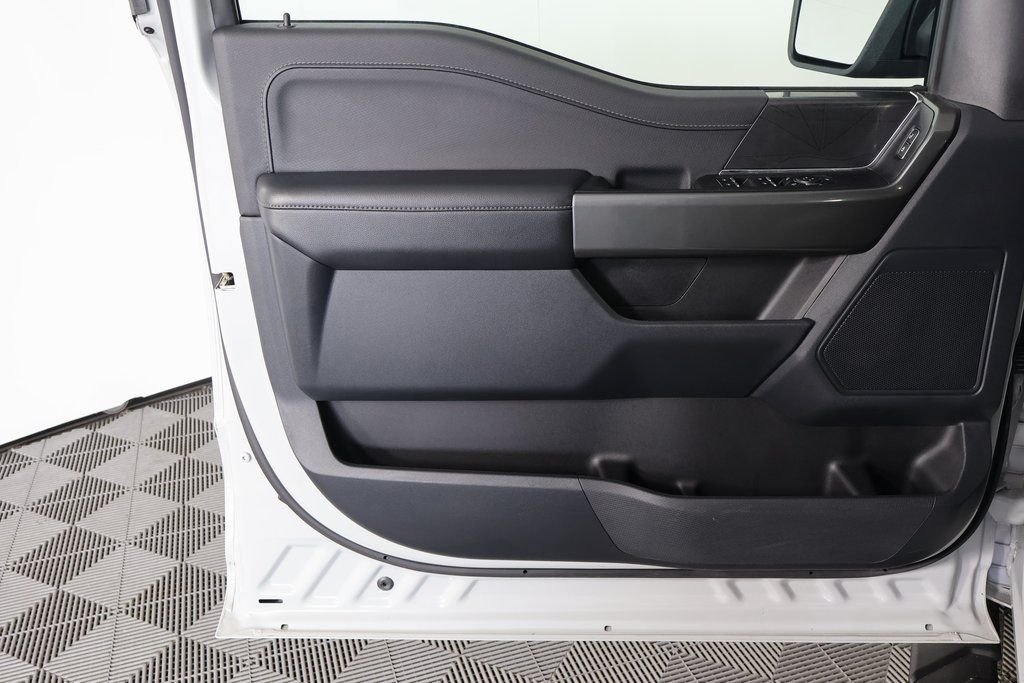 Used 2023 White Ford XLT image 12