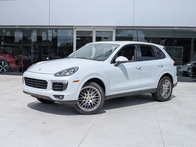 2017 Porsche Cayenne Platinum Edition