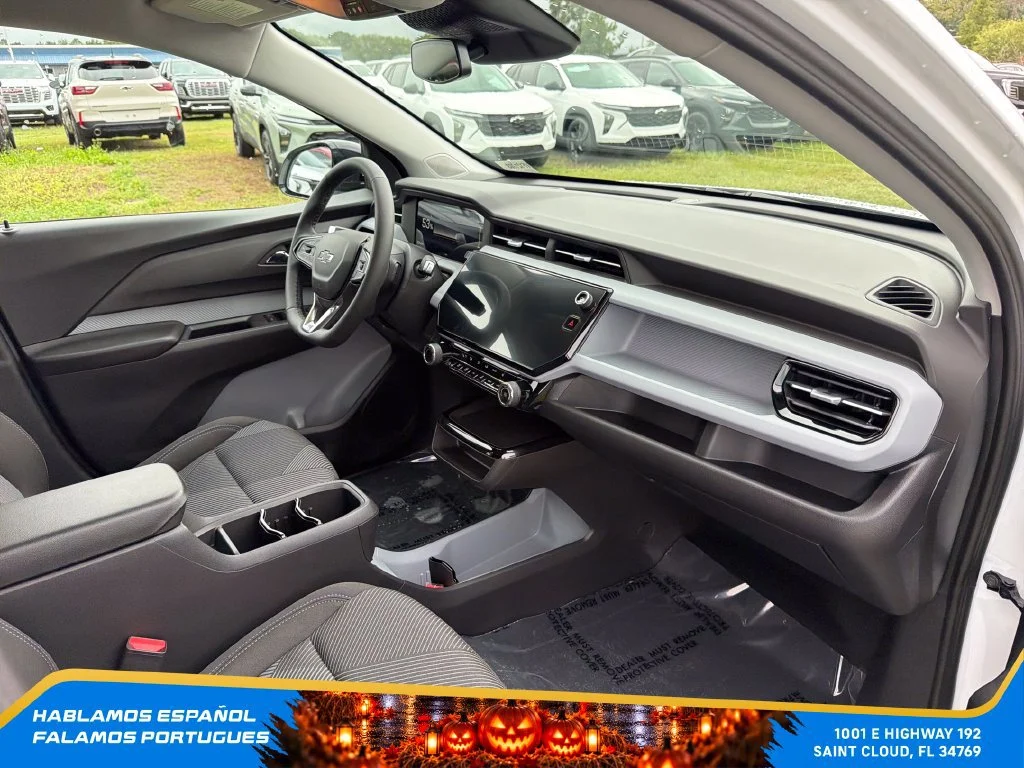 2027 Chevrolet Bolt LT - Photo 30