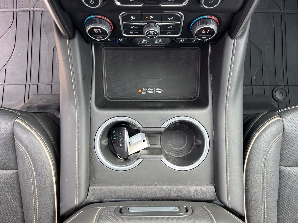 Used 2023 BLACK Chevrolet Premier image 25