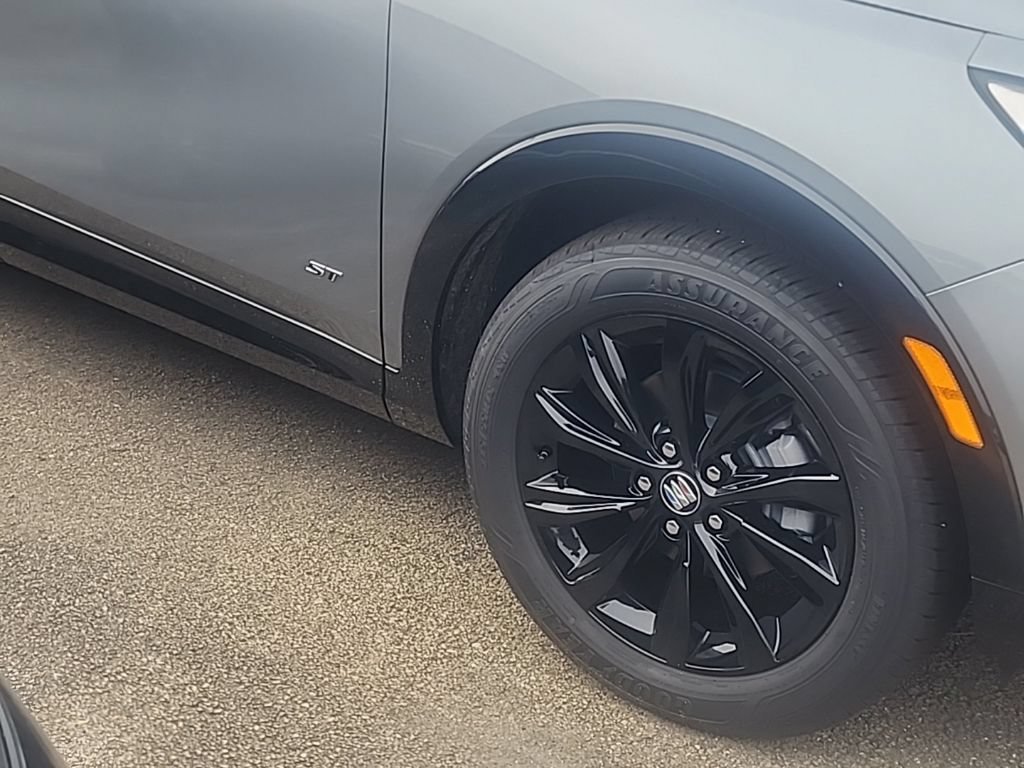 2026 Buick Envista Sport Touring - Photo 2