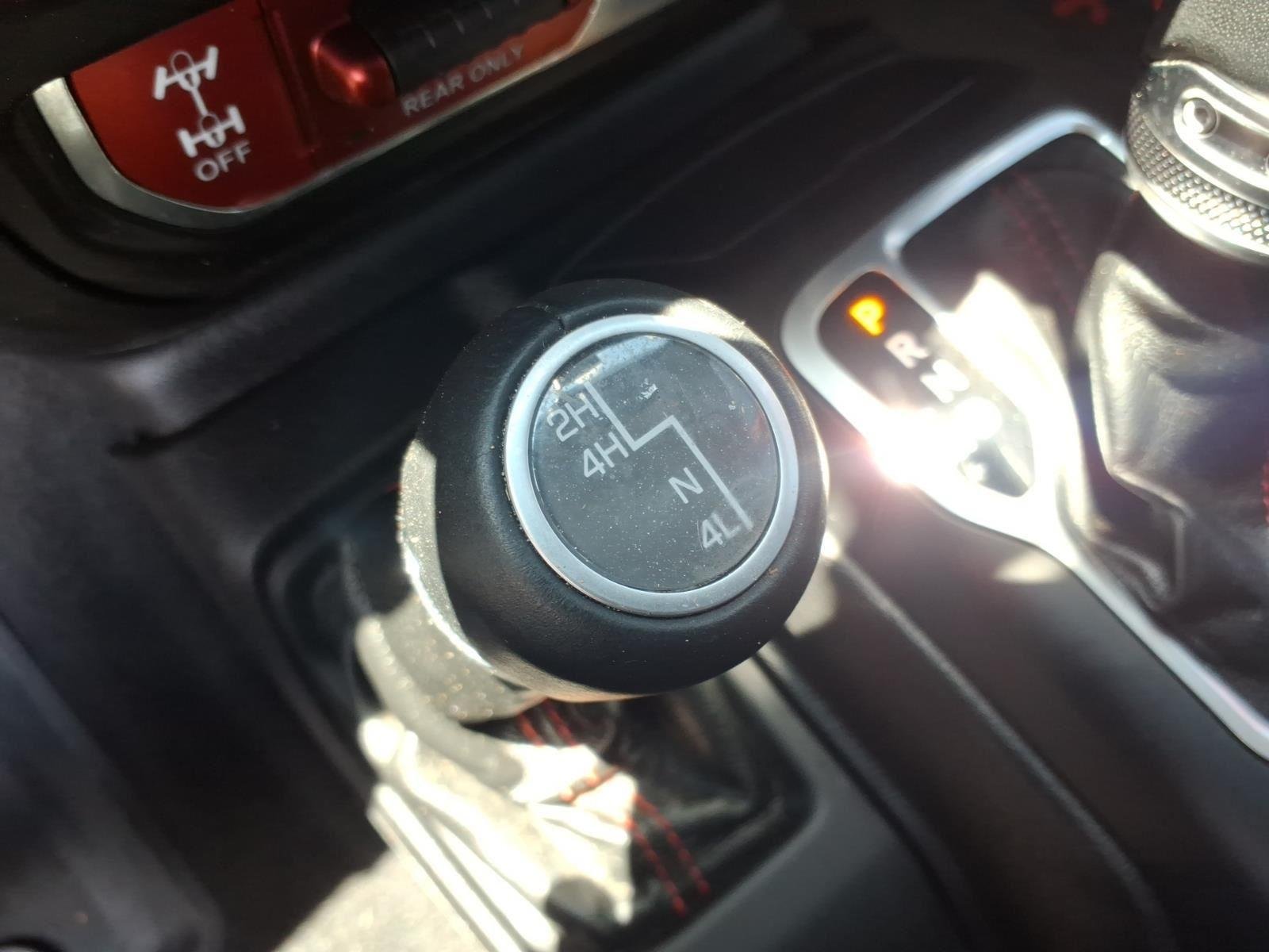 Used 2018 Granite Crystal Metallic Clearcoat Jeep Rubicon image 7
