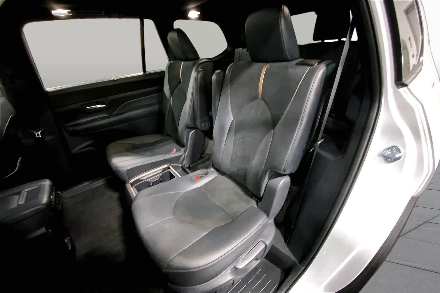 Used 2026 Wind Chill Pearl Toyota Hybrid MAX Platinum image 21