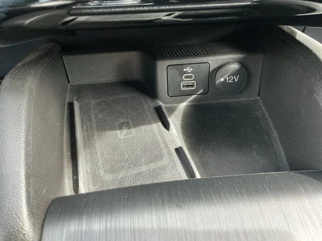 Used 2025 Gray Ford Platinum image 28