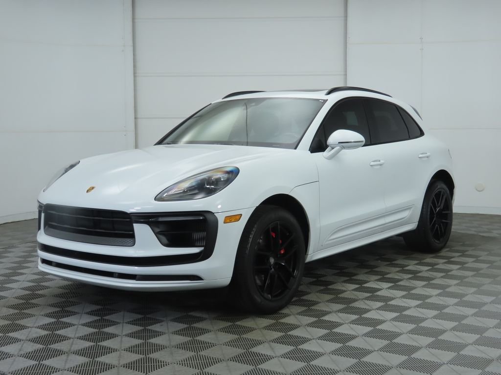 2022 Porsche Macan S