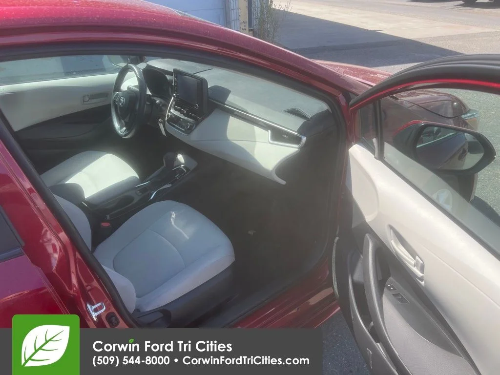 Used 2022 Ruby Flare Pearl Toyota LE image 5