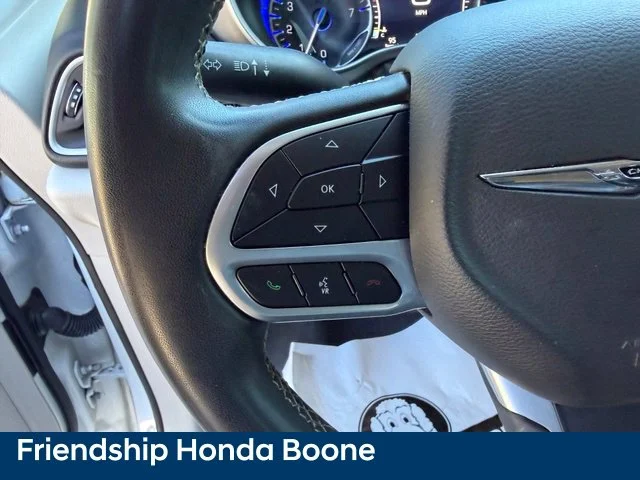 Used 2022 White Chrysler Touring L image 18