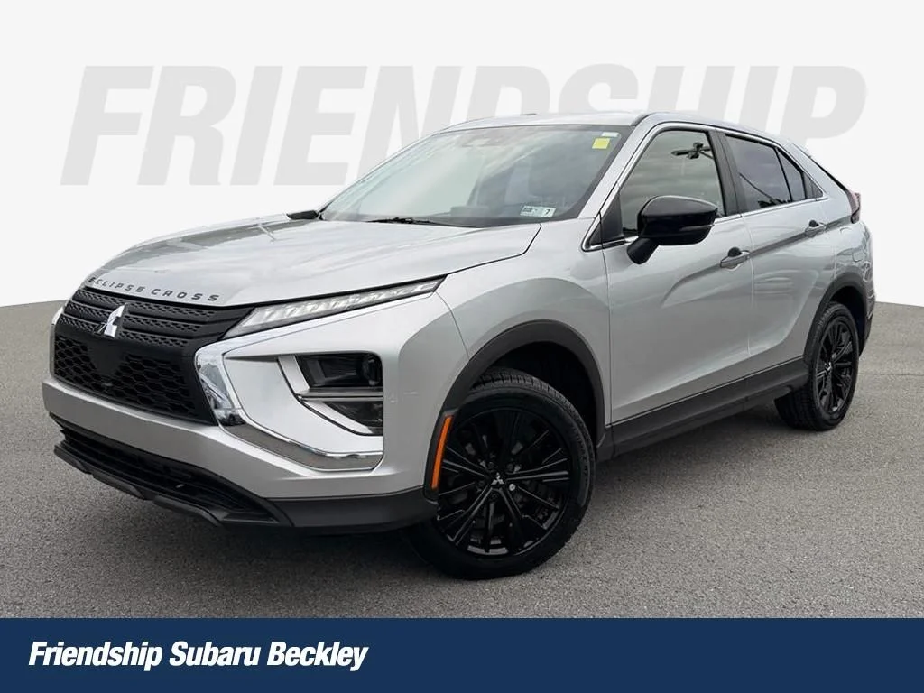 Used 2022 Silver Mitsubishi LE image 1