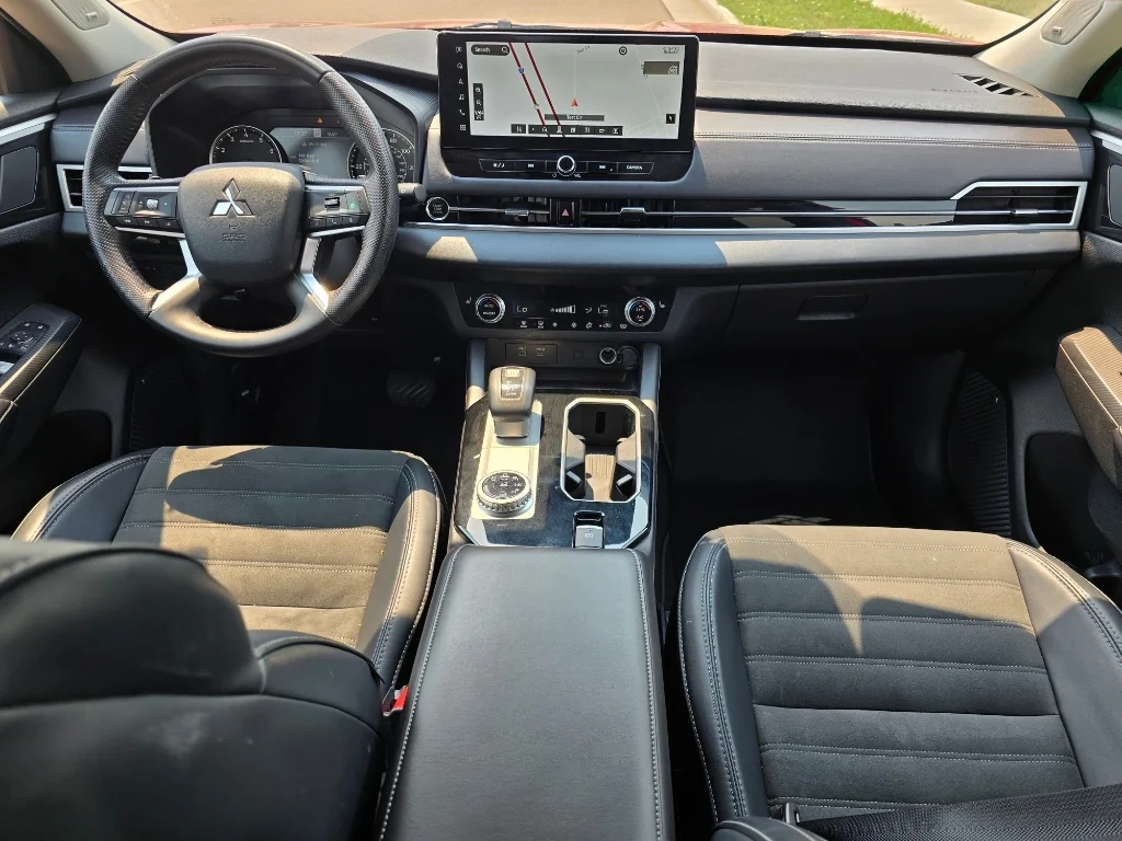 Used 2025 Red Mitsubishi Trail Edition image 28