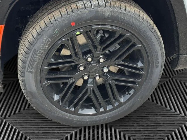 New 2026 White Jeep Limited Reserve image 9