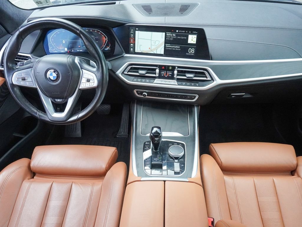 Used 2022 Gray BMW xDrive40i image 38