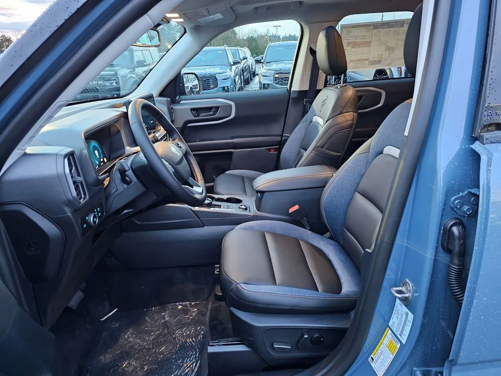New 2025 Gray Ford Outer Banks image 19
