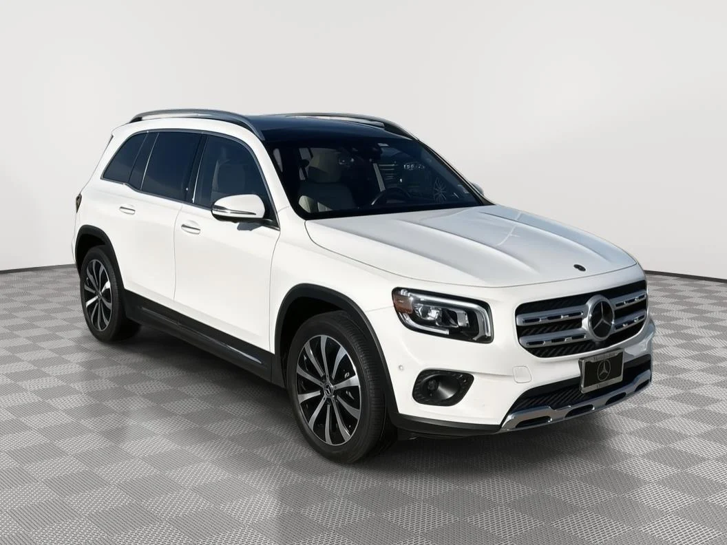 2021 Mercedes-Benz GLB GLB250 4MATIC's photo