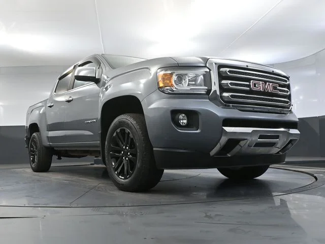 Used 2018 Gray GMC SLT image 53