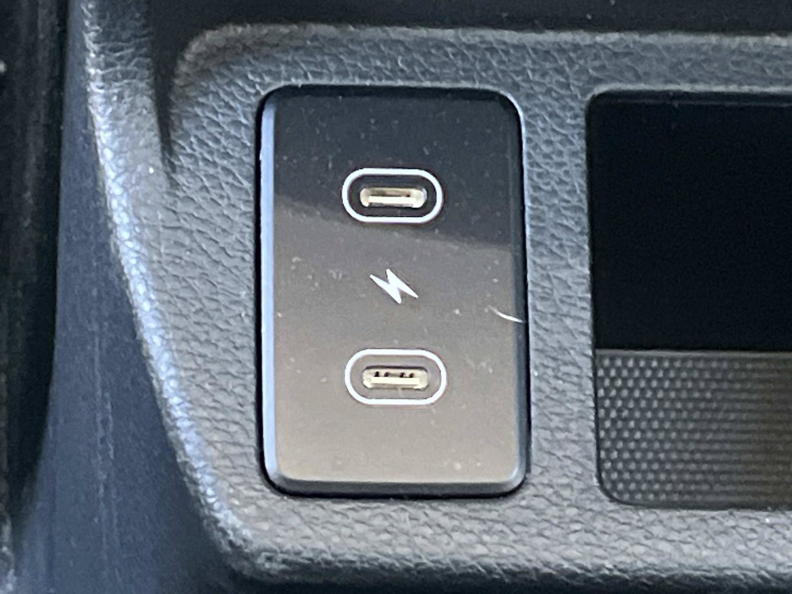 Used 2024 Fusion Black Kia SX image 18