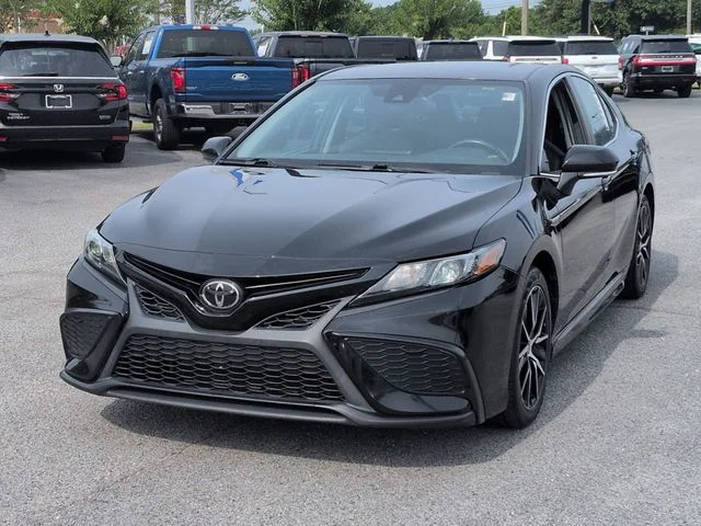 Used 2022 Black Toyota SE image 7
