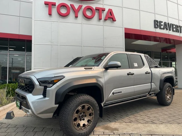 2026 Toyota Tacoma i-FORCE MAX Trailhunter