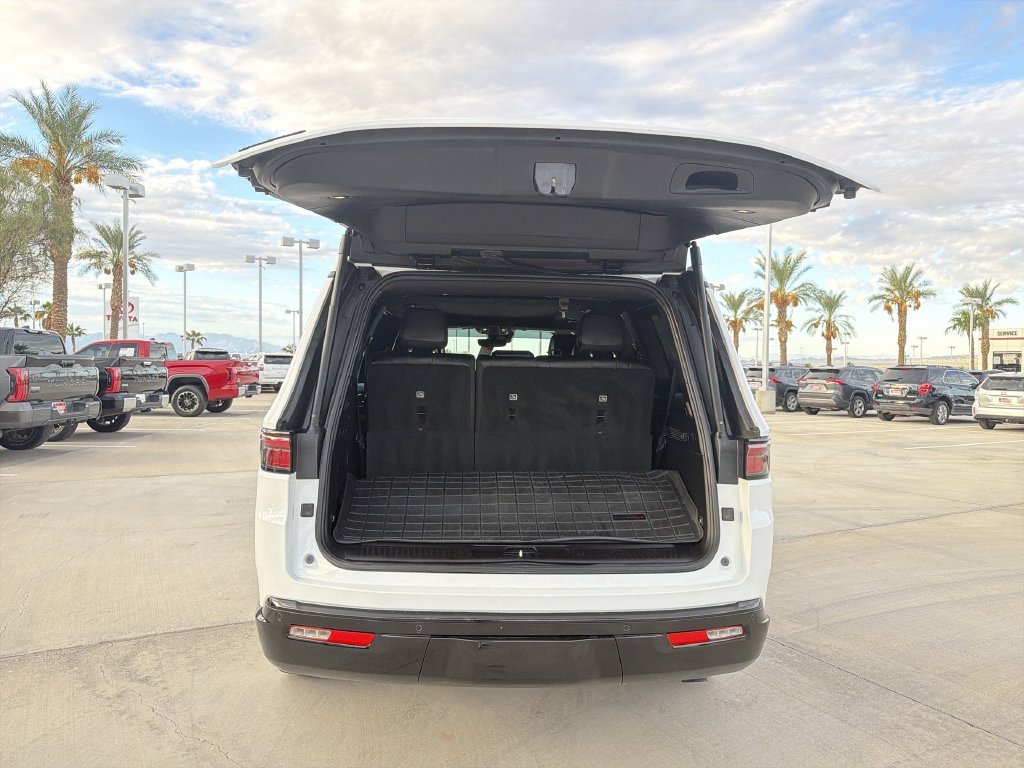 2023 Jeep Wagoneer Series II - Photo 31