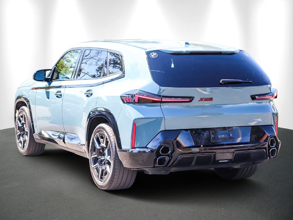 2025 BMW XM photo 4