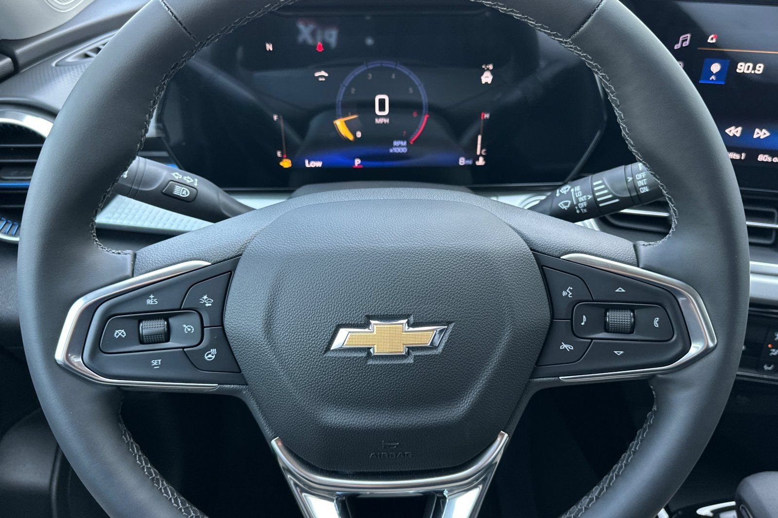 New 2026 Sterling Gray Metallic Chevrolet LT image 23