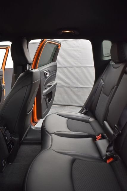 New 2026 Joose Exterior Paint Jeep Latitude image 8