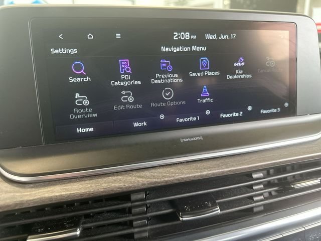 Used 2022 Gray Kia EX image 22