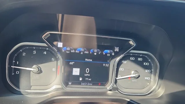 Used 2021 Gray GMC Denali image 21