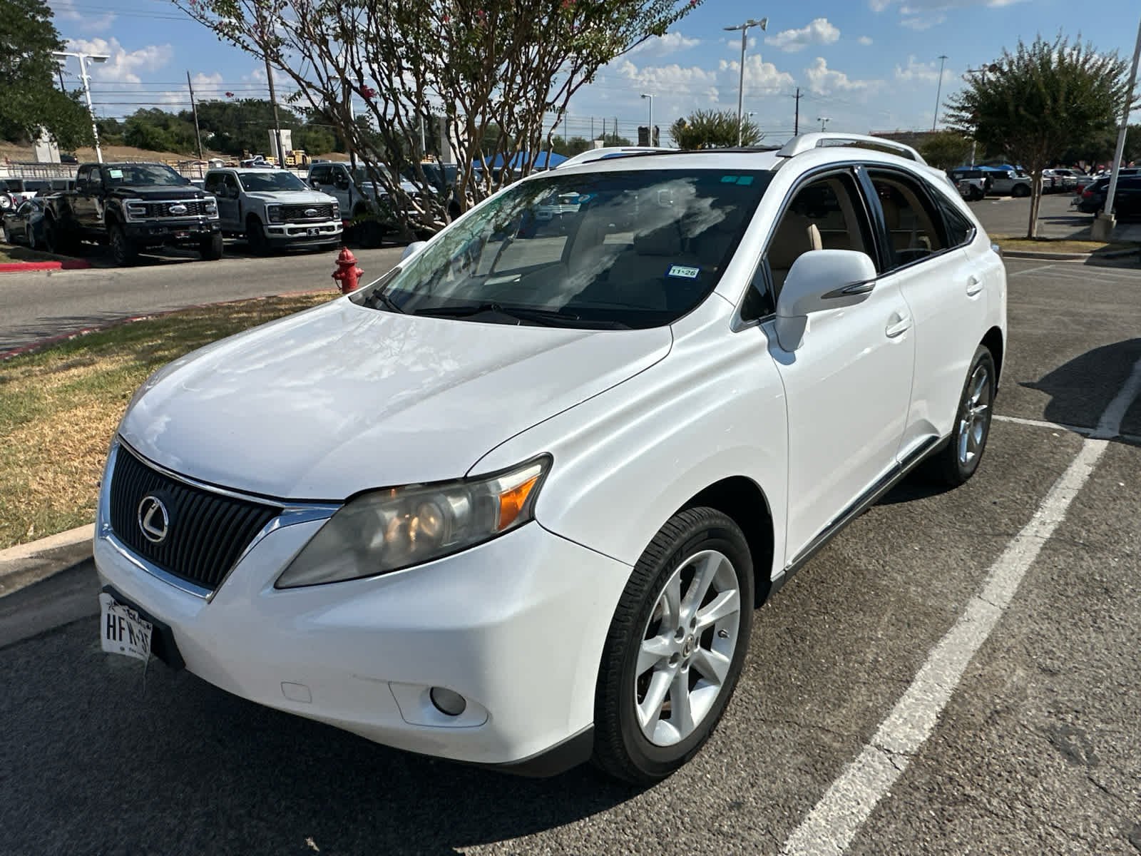 Used 2011 Starfire Pearl Lexus  image 2