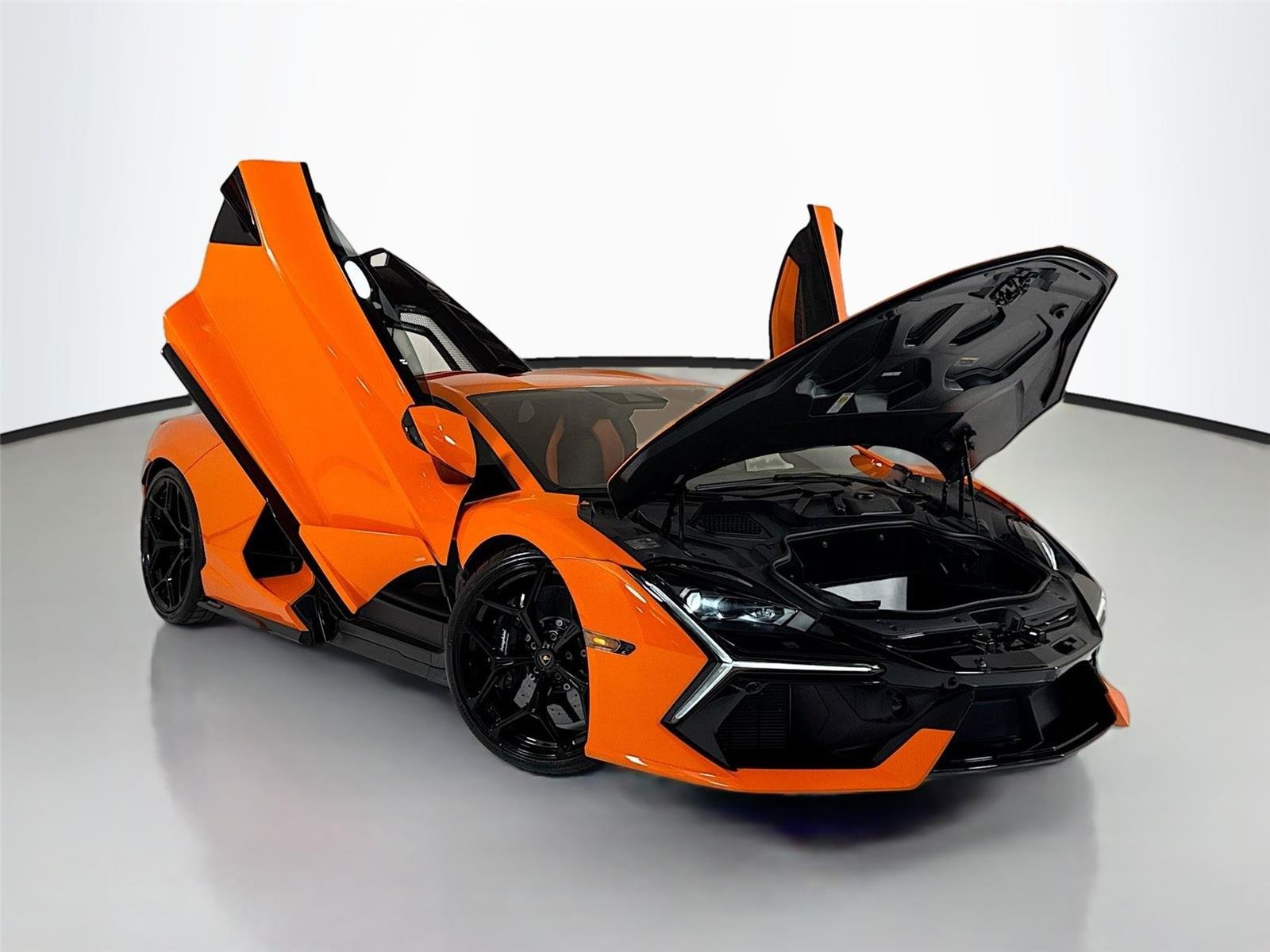 Used 2024 Arancio Apodis Metallic Lamborghini  image 45