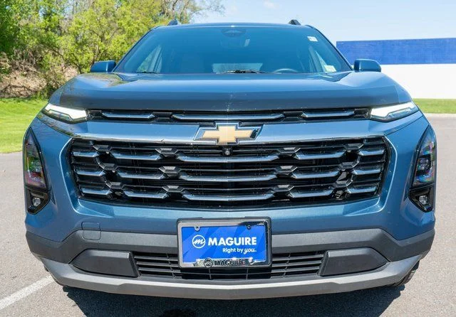 Used 2025 Blue Chevrolet LT image 3