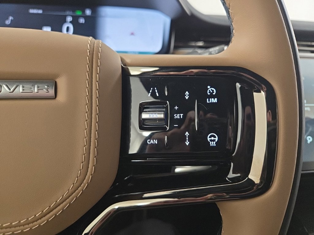New 2027 Carpathian Grey Land Rover Dynamic SE image 12