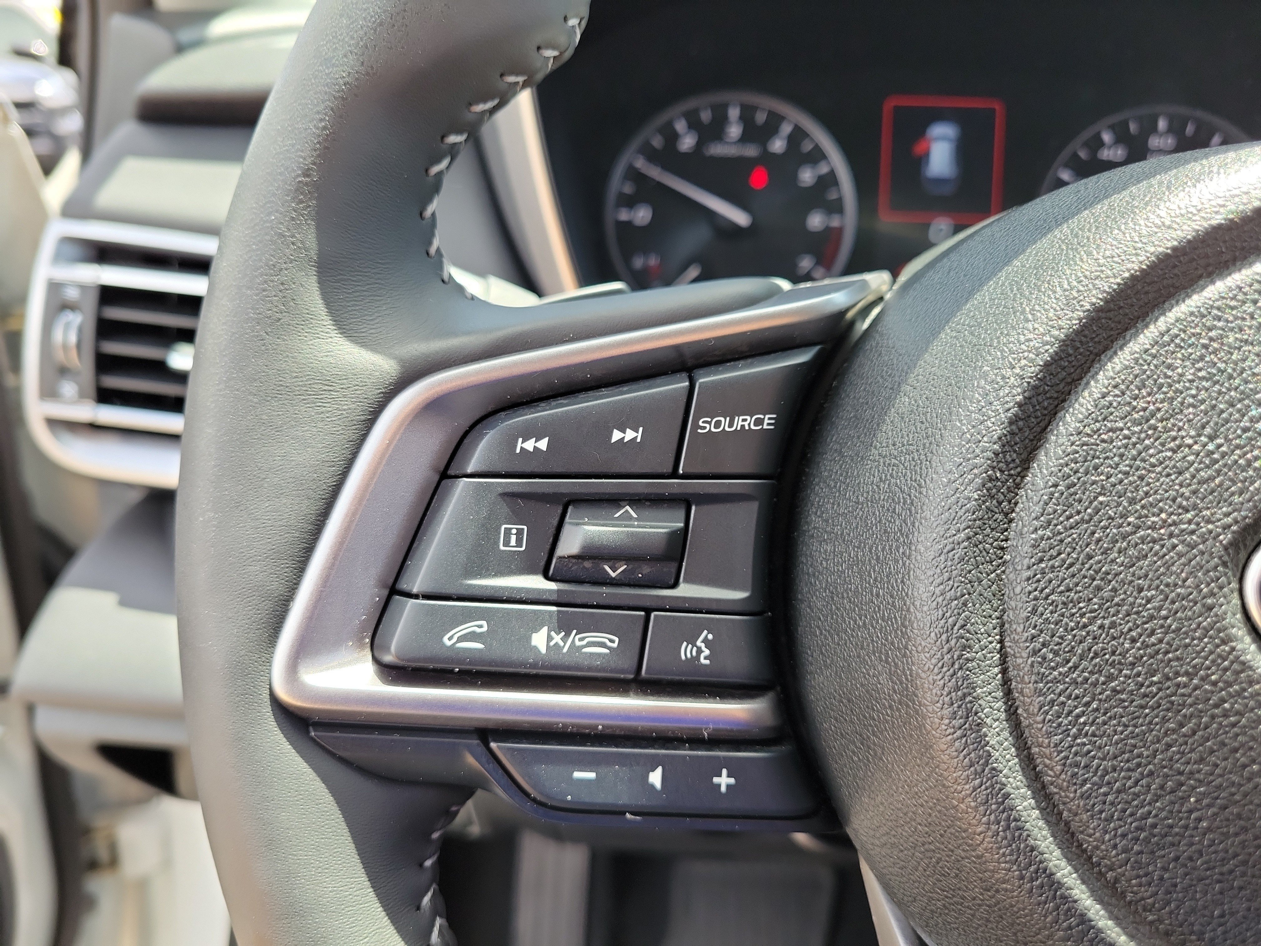 Used 2024 Crystal White Pearl Subaru Touring image 25