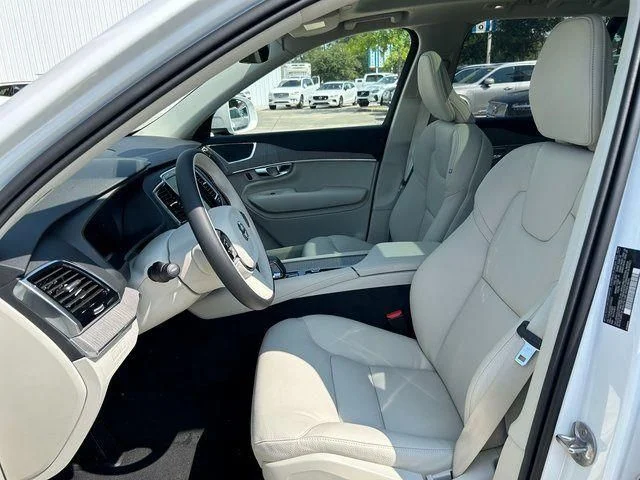 New 2025 White Volvo T8 Plus image 15