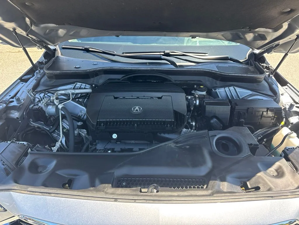 Used 2023  Acura Technology image 31