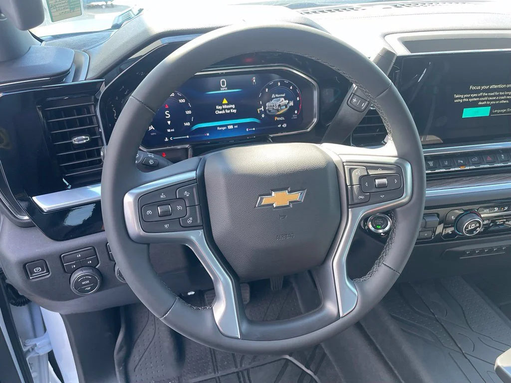 New 2026 Summit White Chevrolet LT DRW image 13